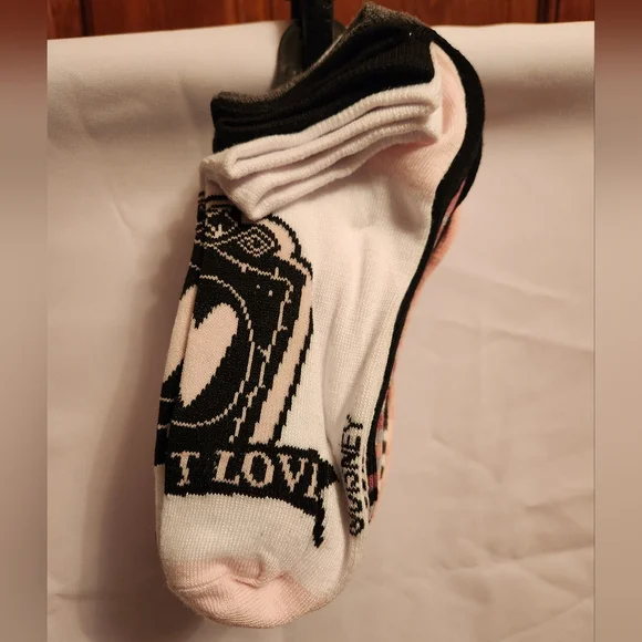 Valentine Nightmare Before Christmas Socks - Picture 2 of 3